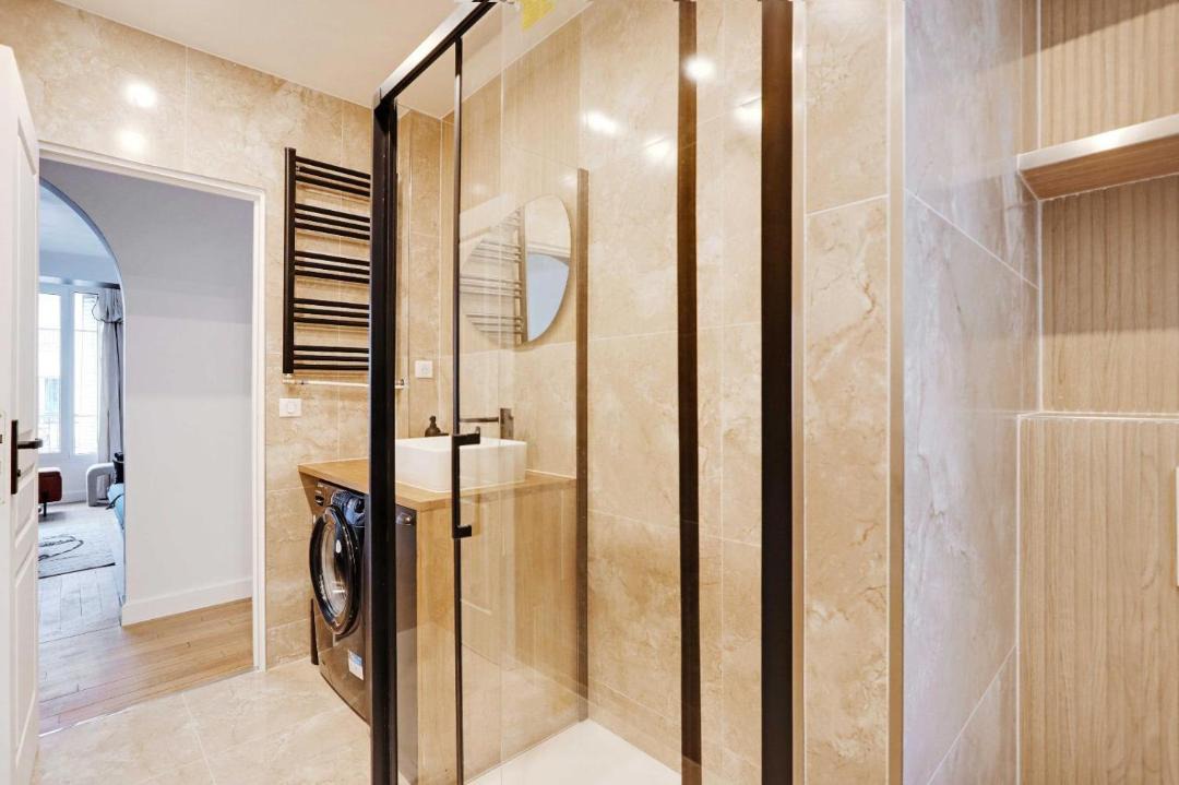 Photo of Bathroom in Saint-Mande