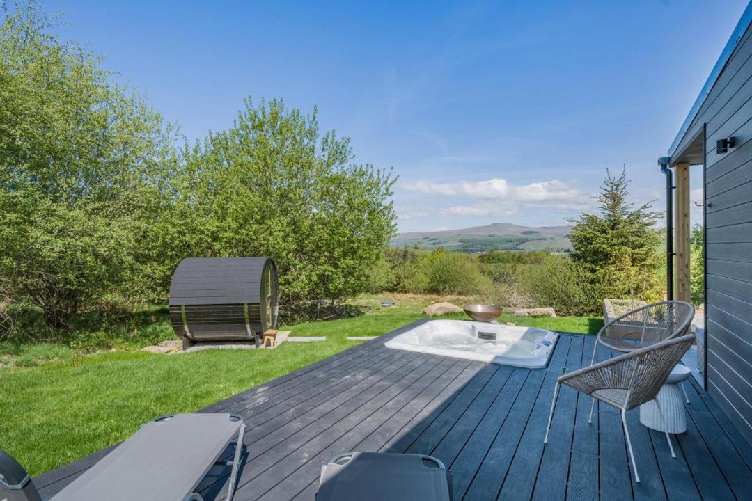 Photo of Others in Fourstones Near Bentham