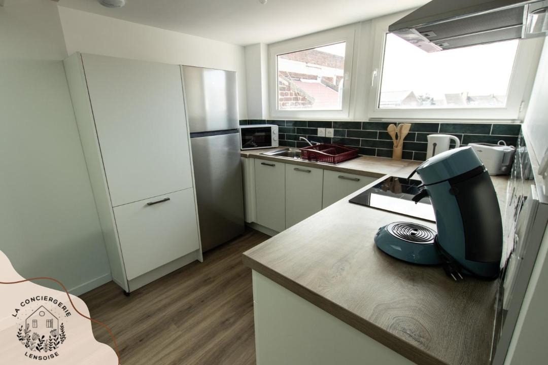 Photo of Kitchen in Lens