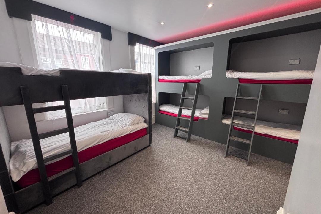 Photo of Others in Everton