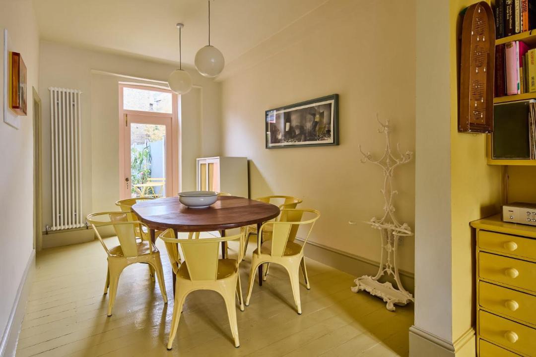 Photo of Others in Leabridge