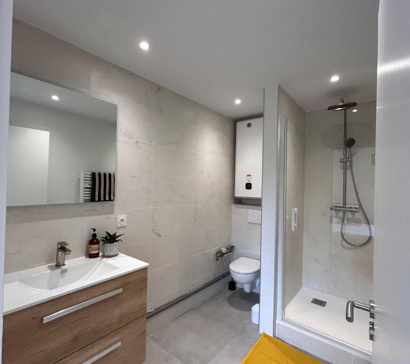 Photo of Bathroom in Secteur 5