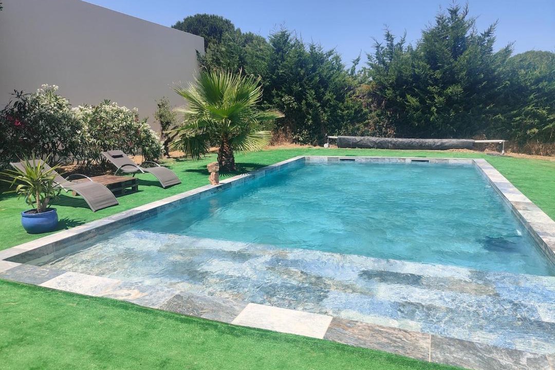 Photo of Others in Le Pouget