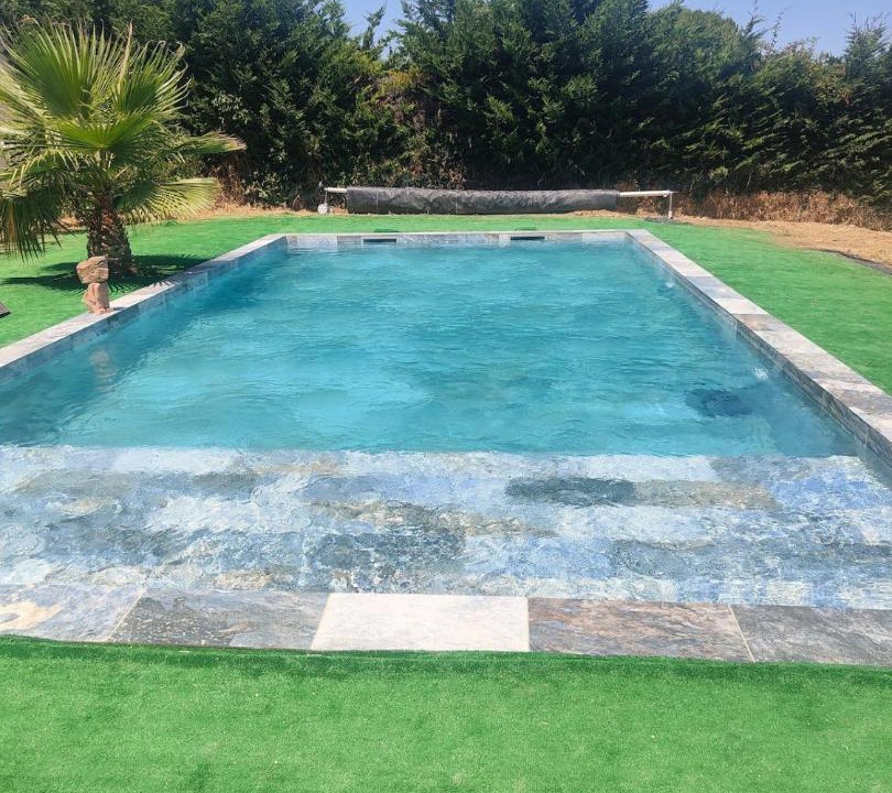 Photo of Others in Le Pouget