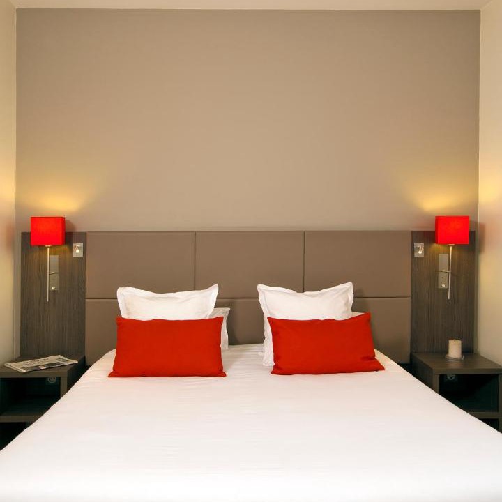 Photo of Others in Centre Erlon