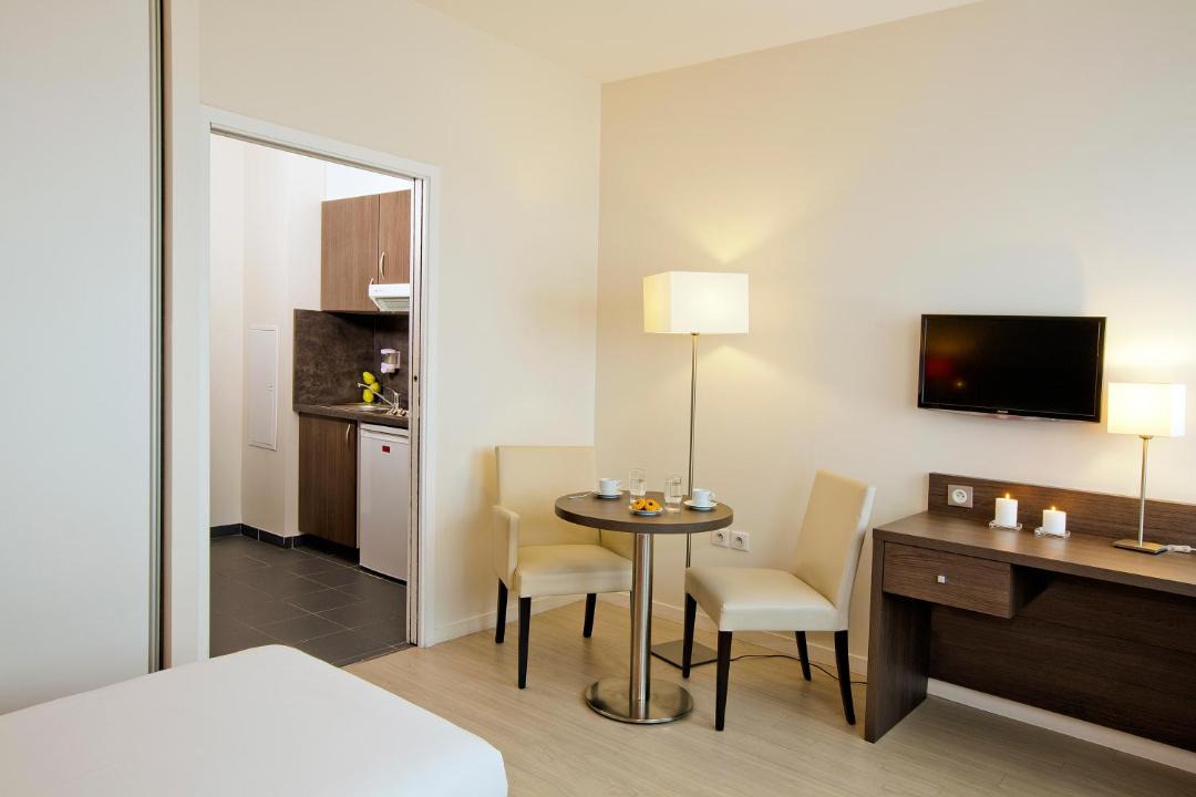 Photo of Others in Centre Erlon