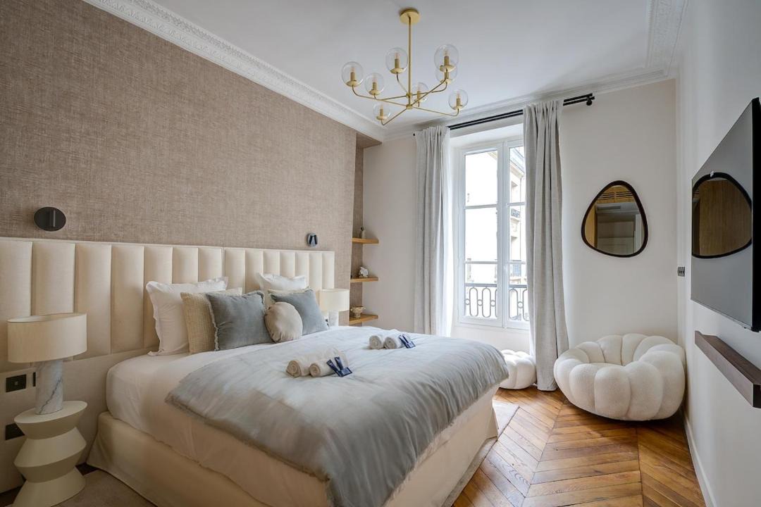 Photo of Bedroom in Chaussee-d'Antin