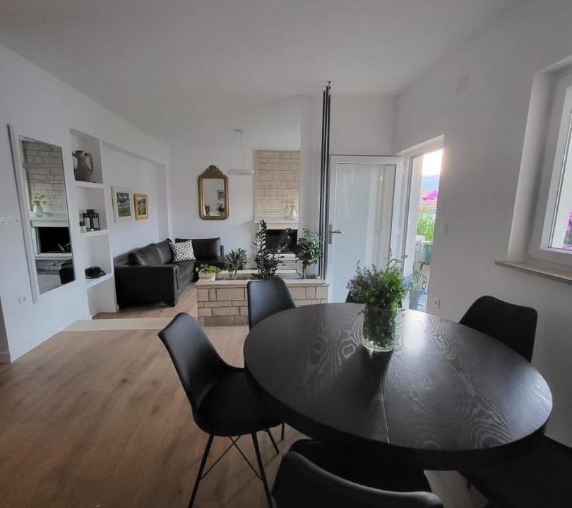 Photo of Livingroom in Cove Tri Zala (Zrnovo)