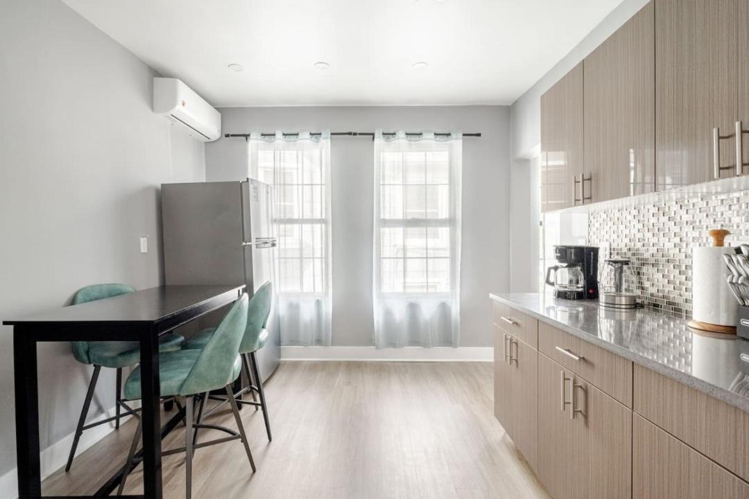 Photo of Kitchen in Black Rock Historic District