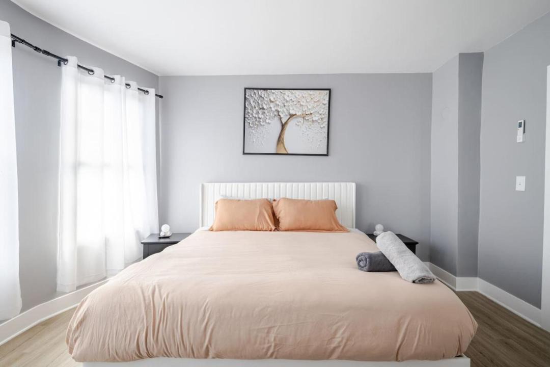 Photo of Bedroom in Black Rock Historic District