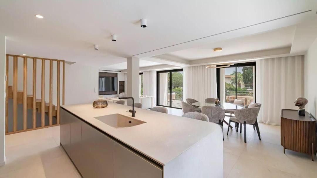 Photo of Others in Golfe Juan