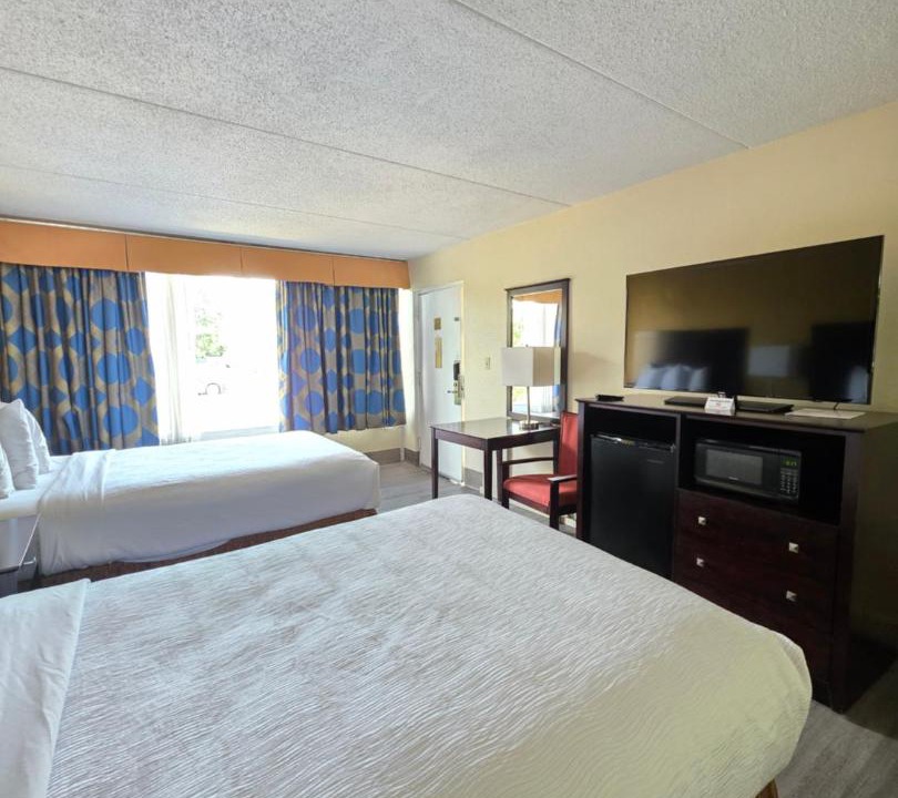 Photo of Others in Tyner