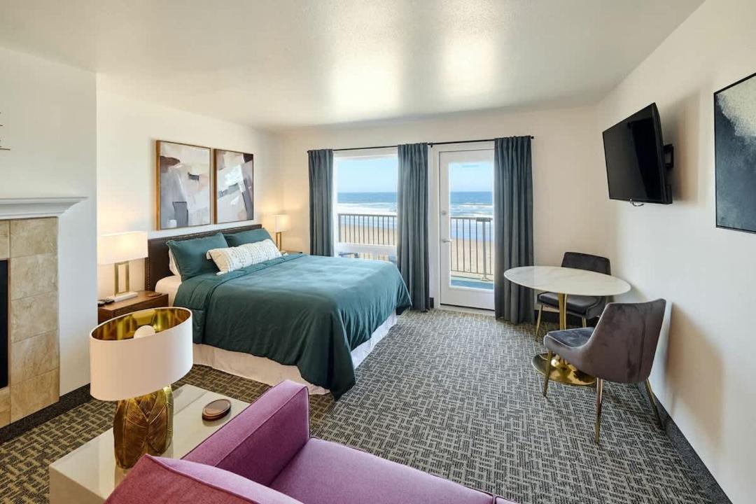 Photo of Bedroom in Lincoln City