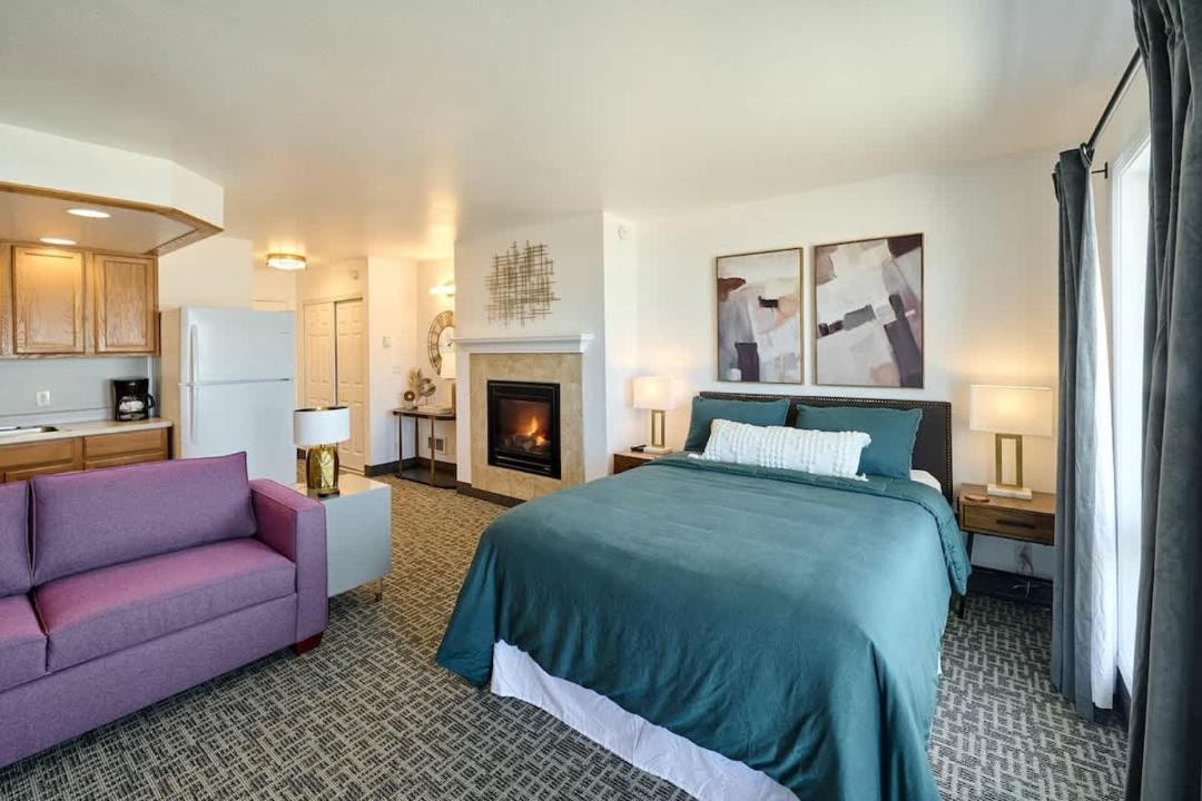 Photo of Bedroom in Lincoln City