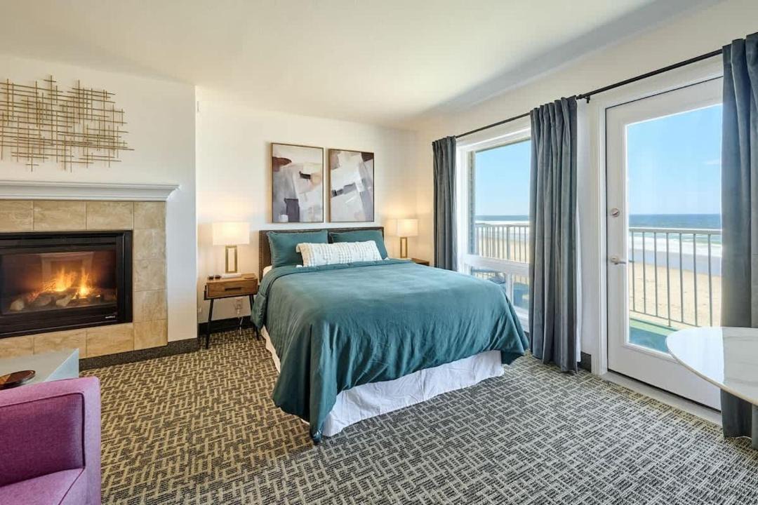 Photo of Bedroom in Lincoln City