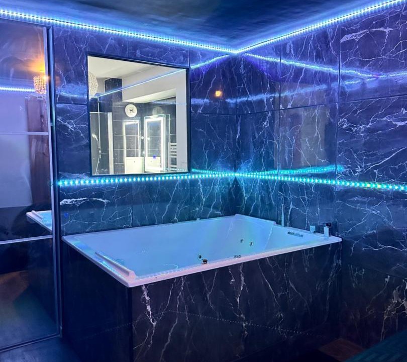 Photo of Bathroom in Cergy