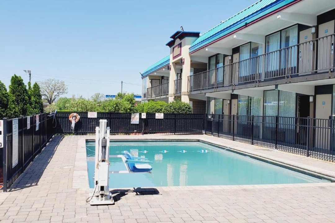 Photo of Others in Tyner