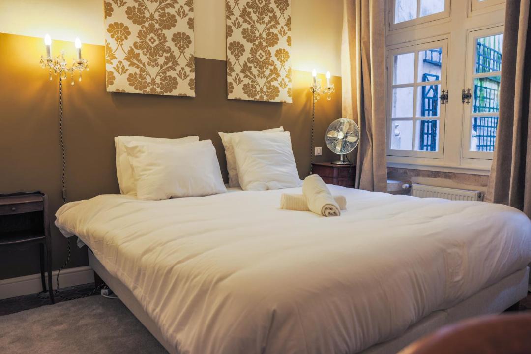 Photo of Bedroom in Tournus