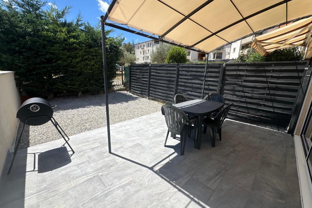 Photo of Patio Balcony in Chateau-Arnoux-Saint-Auban