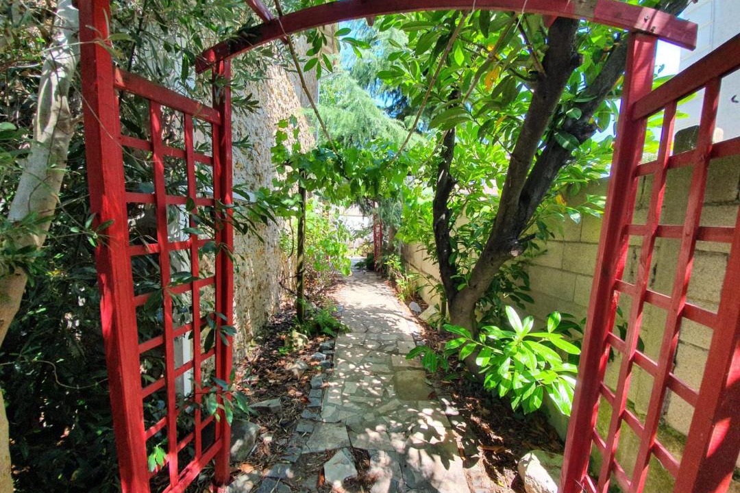 Photo of Others in Livry-Gargan