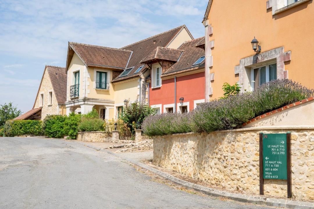 Photo of Others in Belleme