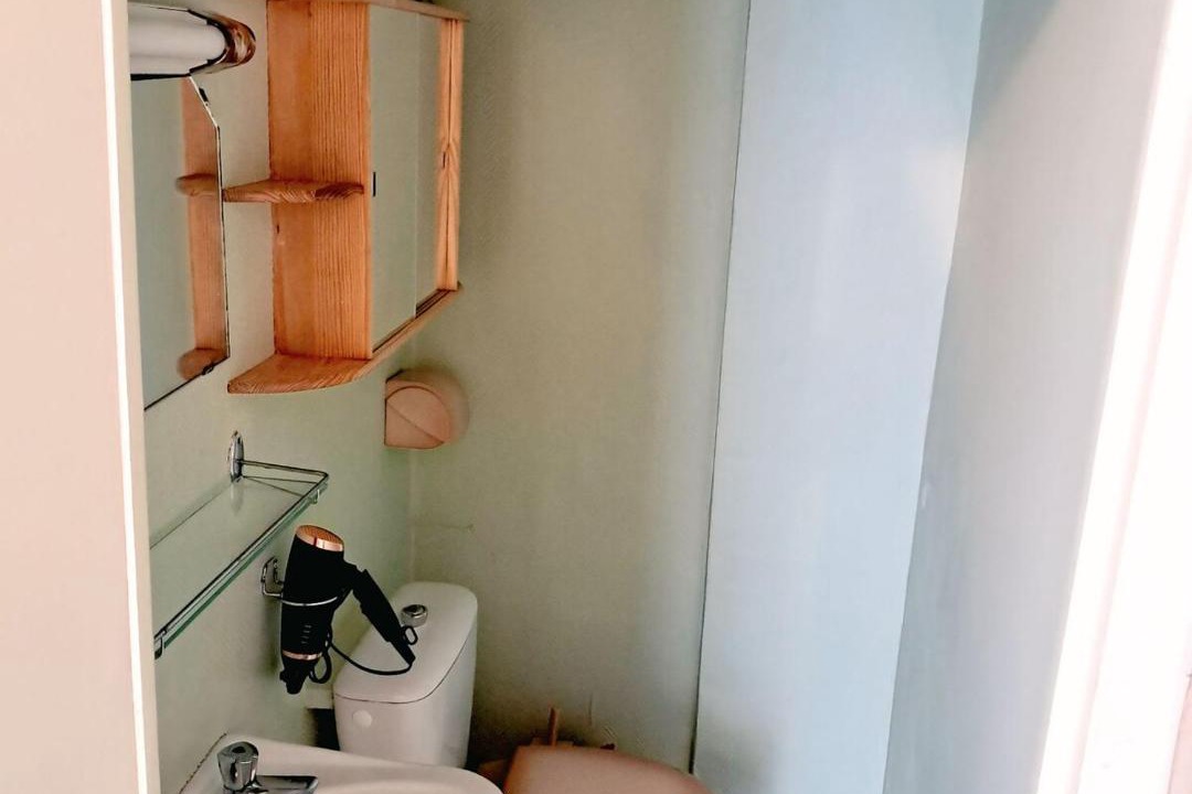 Photo of Bathroom in Donzenac