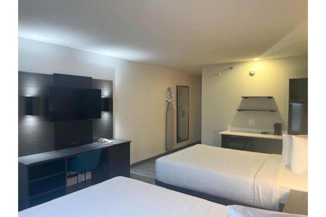 Photo of Bedroom in Norcross