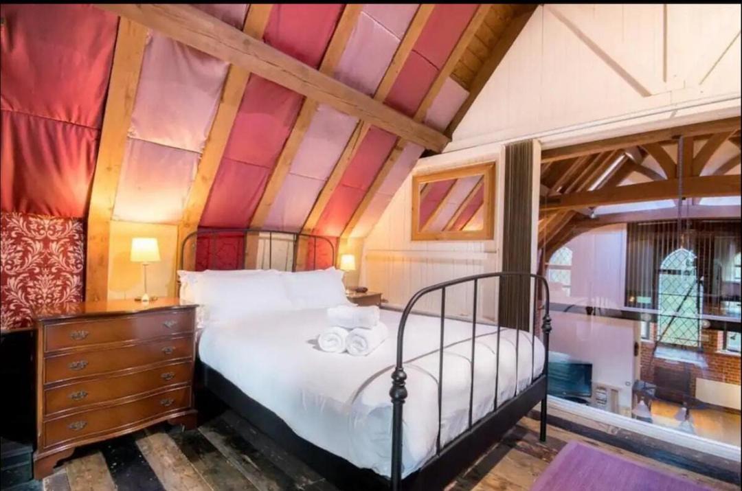 Photo of Bedroom in Netley