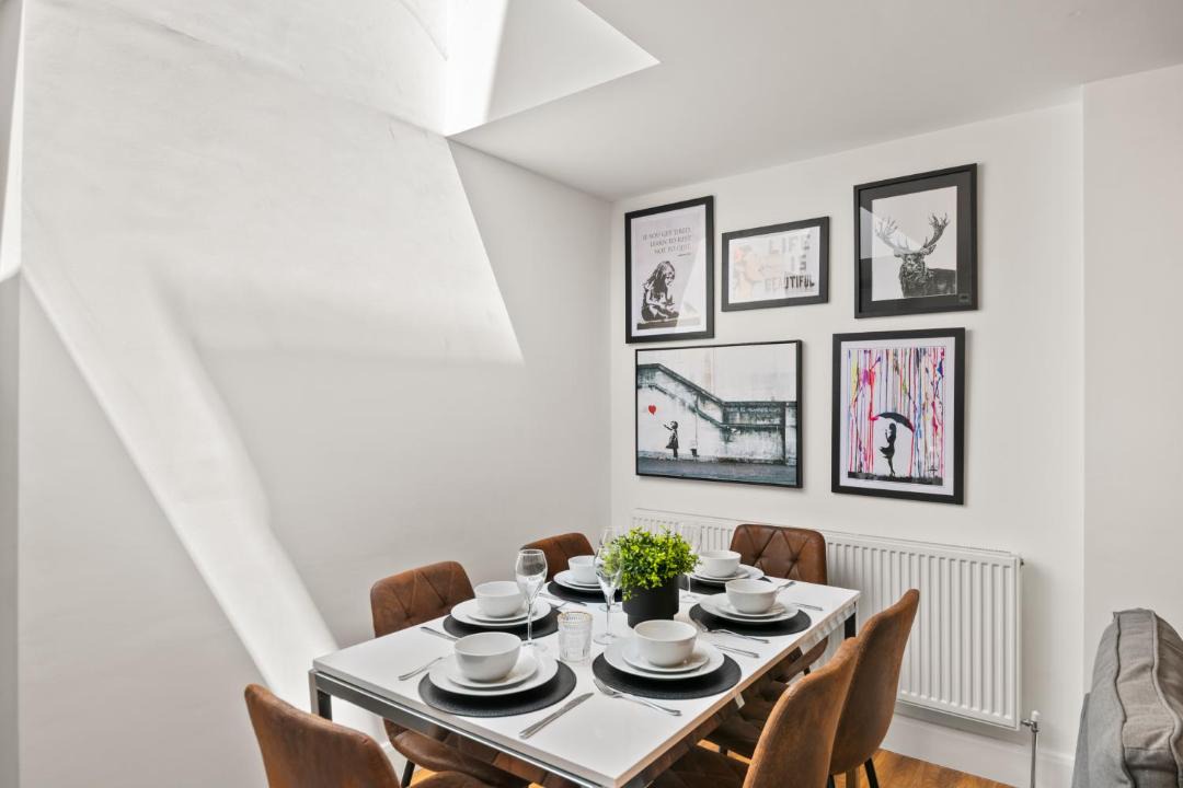 Photo of Others in North Acton