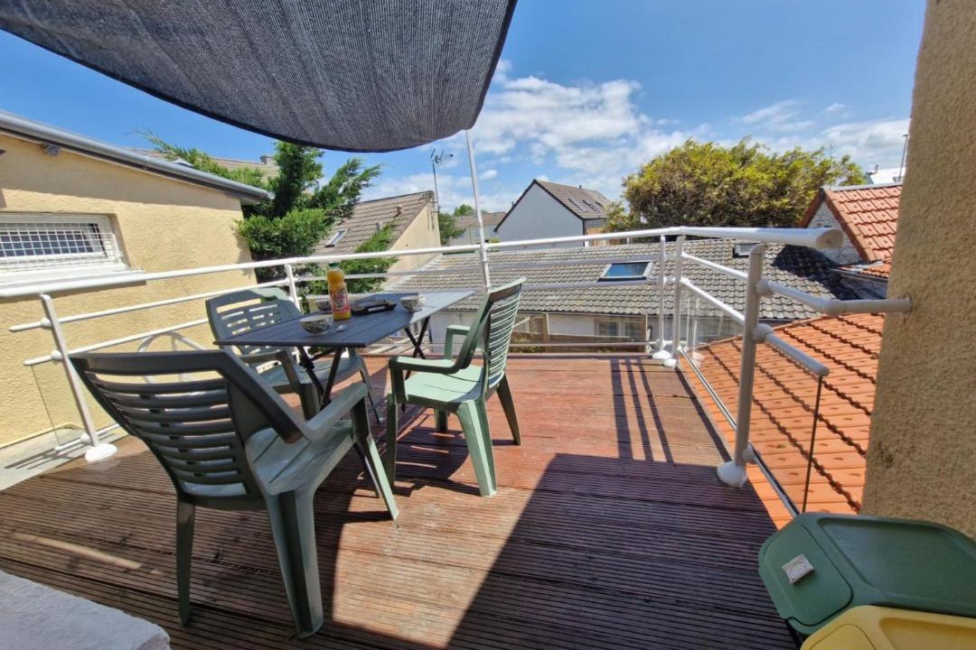 Photo of Patio Balcony in Saint-Martin de Brehal