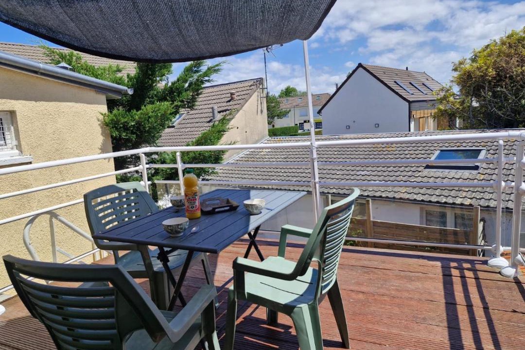 Photo of Patio Balcony in Saint-Martin de Brehal