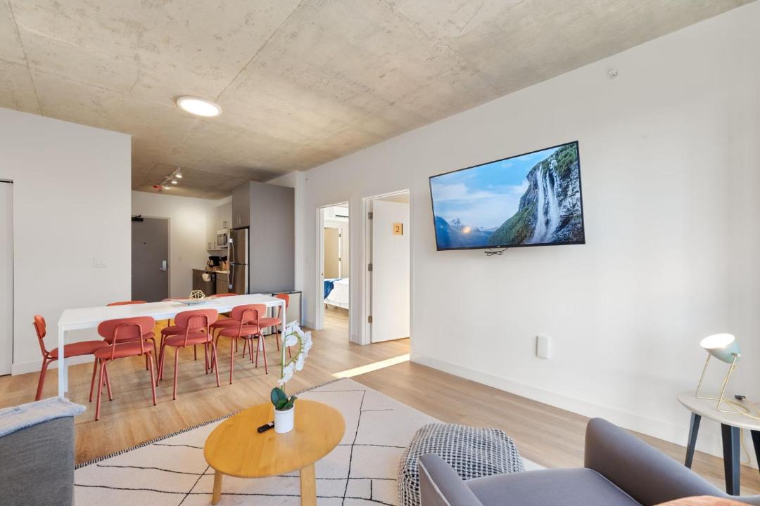 Photo of Livingroom in River North