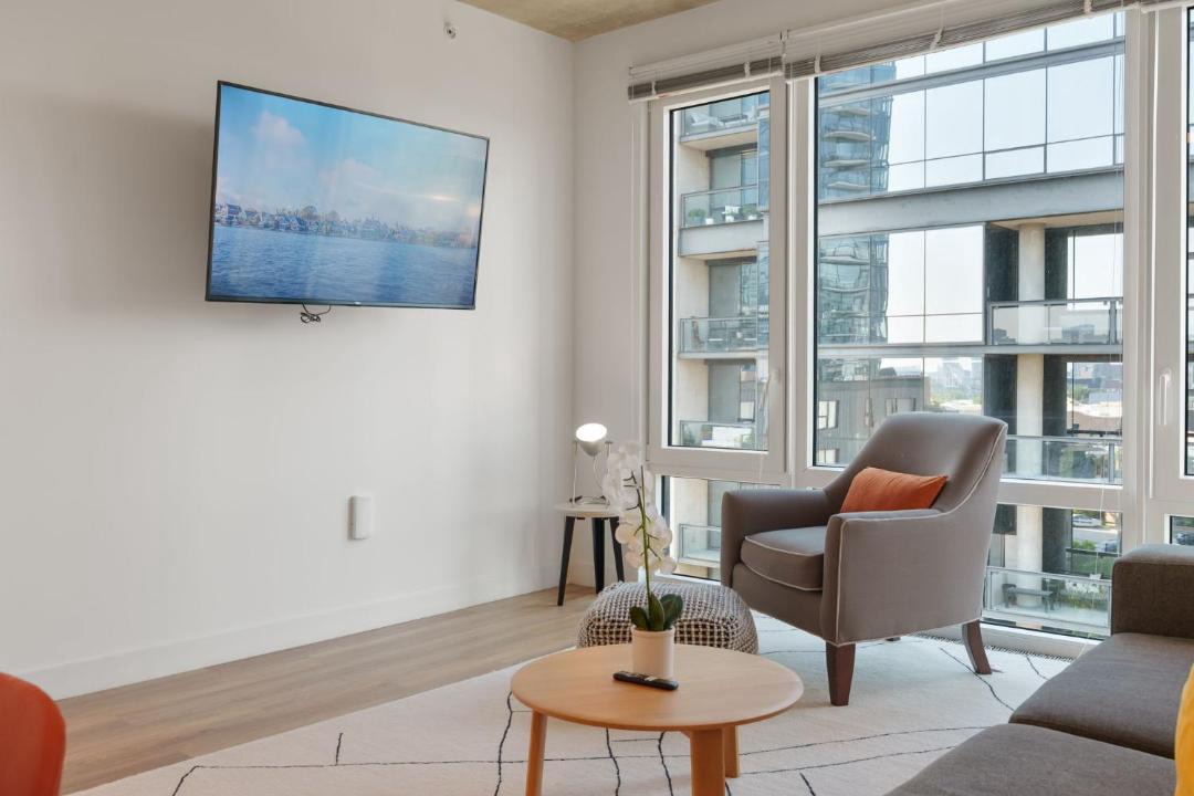 Photo of Livingroom in River North
