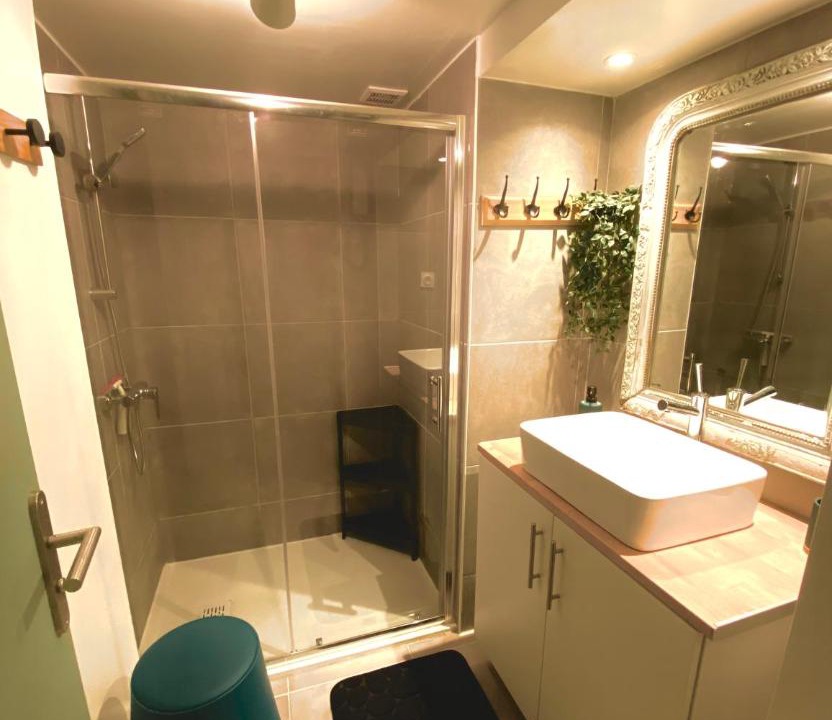 Photo of Bathroom in Saint-Vincent-de-Paul