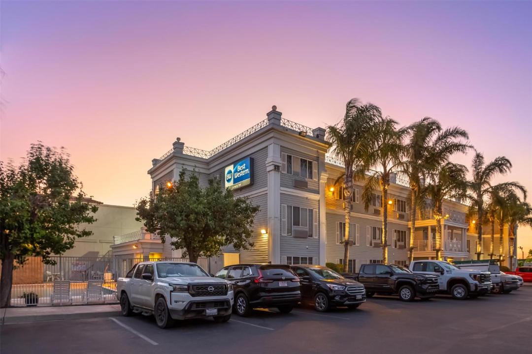 Photo of Others in Tracy