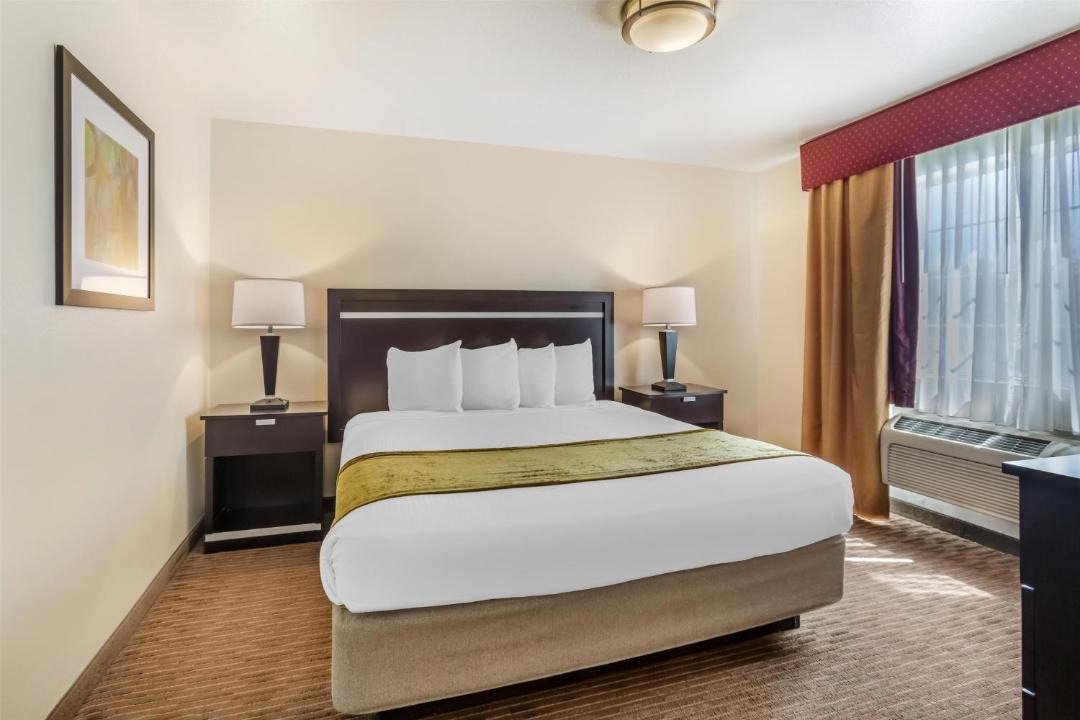 Photo of Others in Tracy