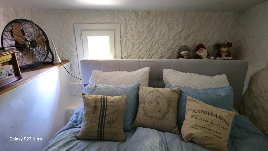 Photo of Bedroom in Saint-Pons-de-Mauchiens