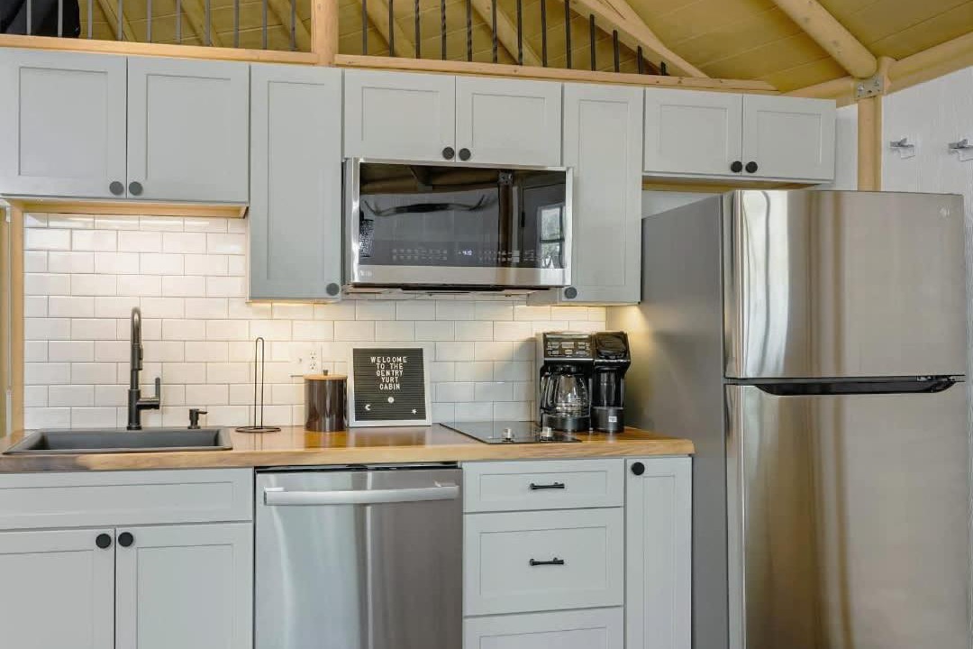 Photo of Kitchen in Canyon Lake