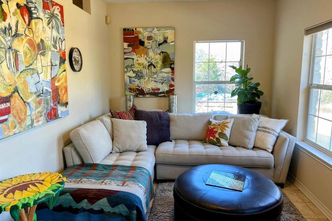 Photo of Livingroom in Bastrop