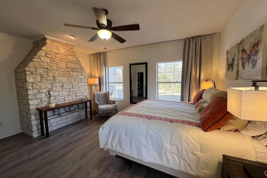 Photo of Bedroom in Bastrop