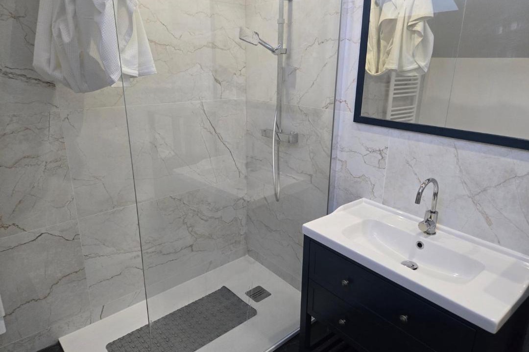 Photo of Bathroom in Frehel