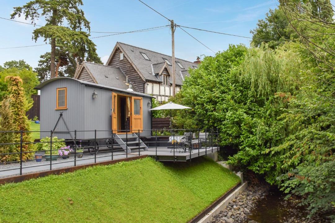 Photo of Others in Bettws Cedewain