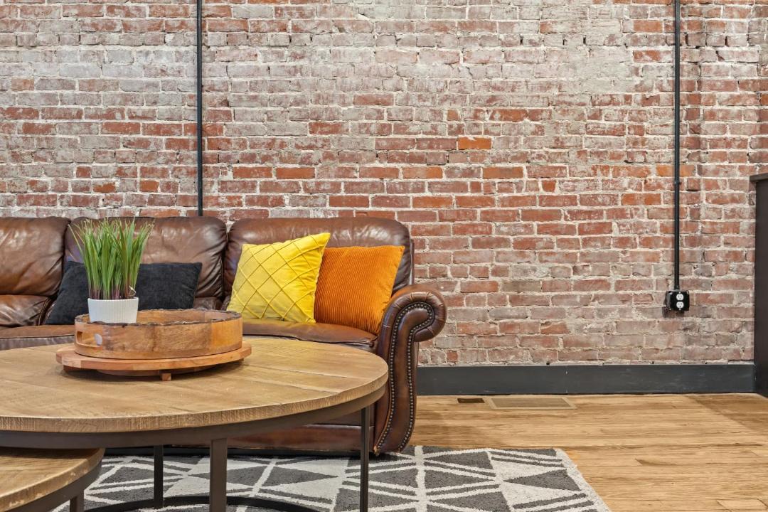 Photo of Livingroom in Shelby Park