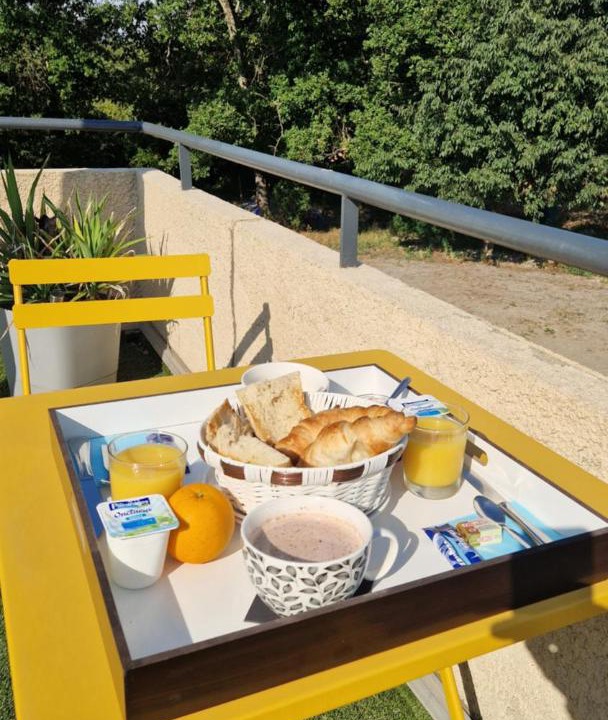 Photo of Others in Logrian-Florian