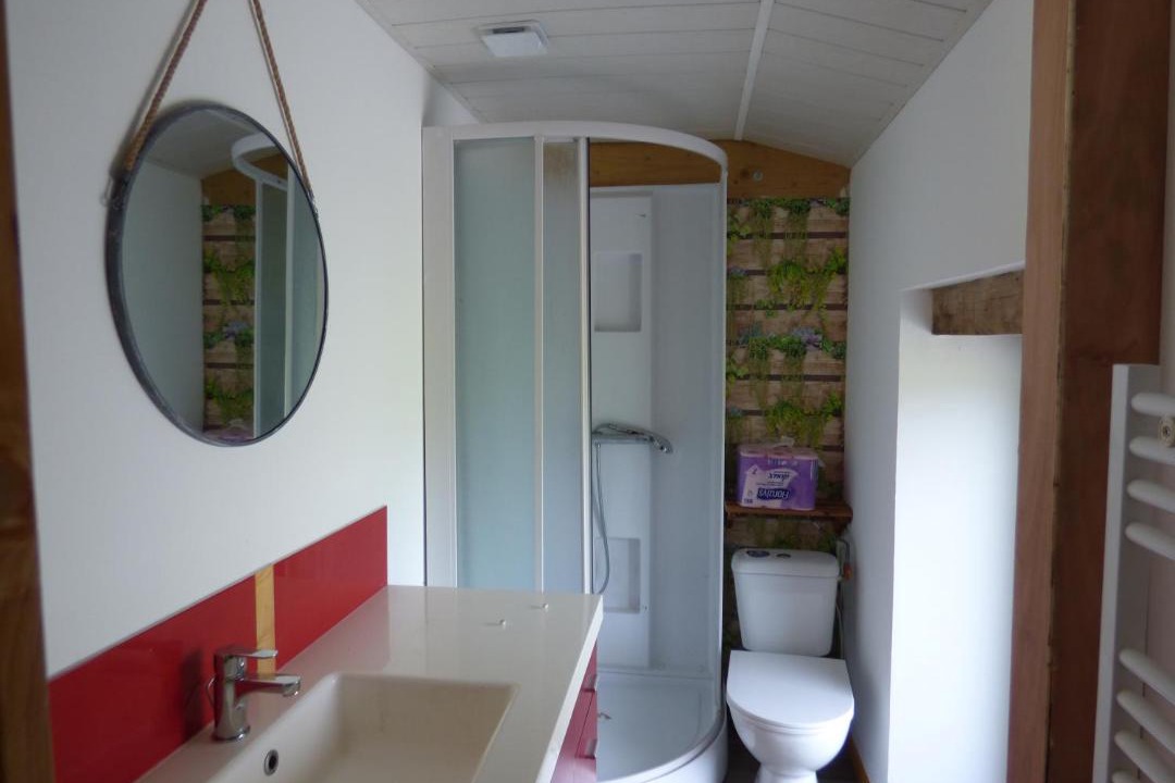 Photo of Bathroom in La Roche-sur-Yon