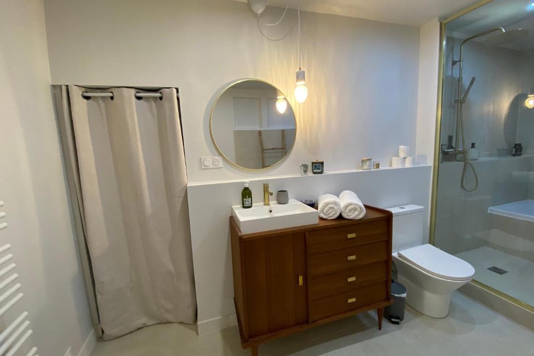 Photo of Bathroom in Paimboeuf