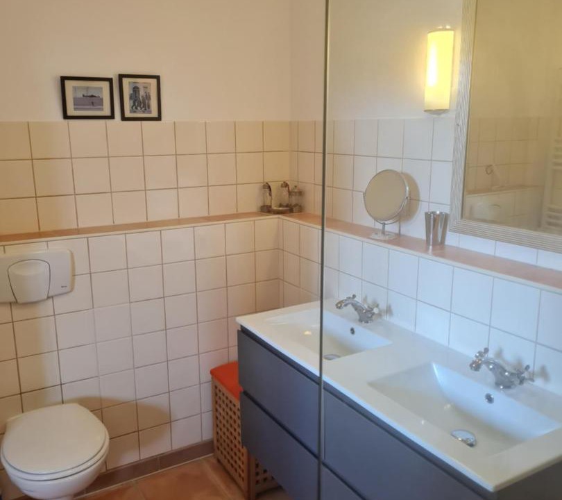 Photo of Bathroom in Marigny-sur-Yonne