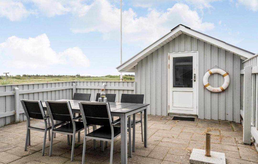 Photo of Others in Vrist Strand