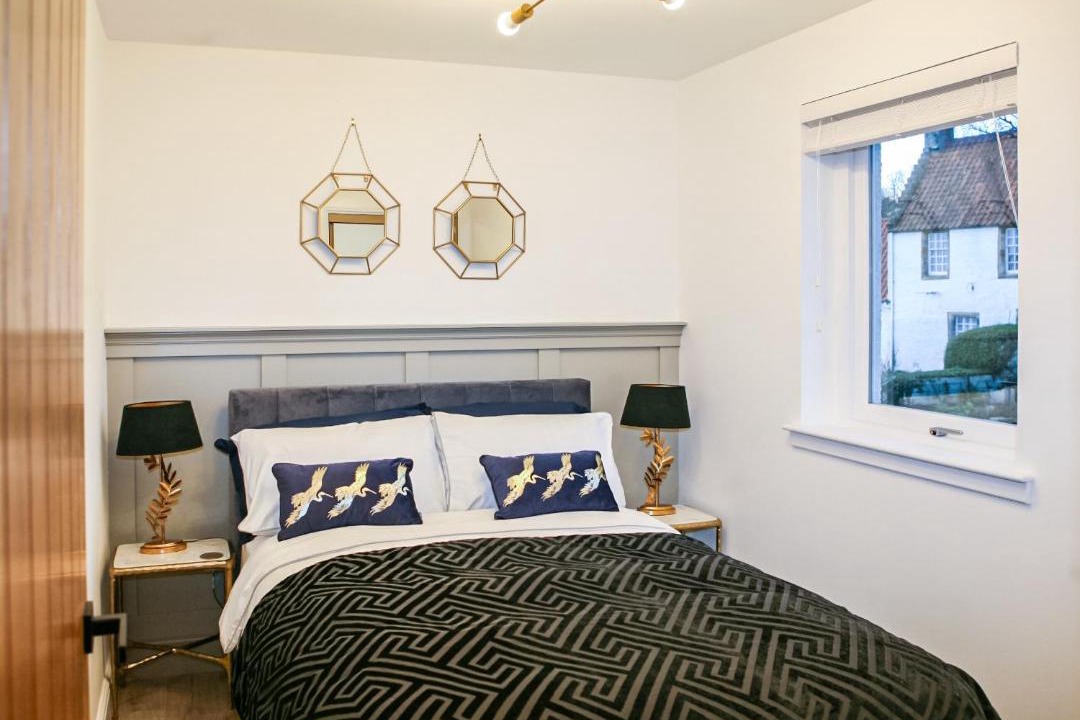 Photo of Bedroom in Airth