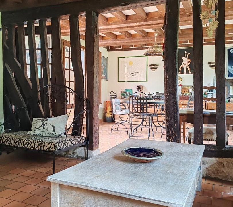 Photo of Others in Reux